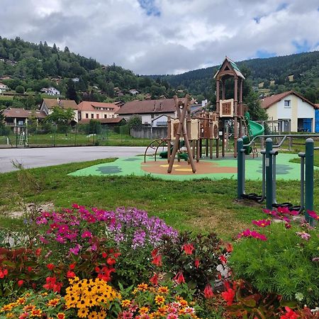 Appartement Chaleureux Au Coeur Des Hautes Vosges Вантрон Экстерьер фото